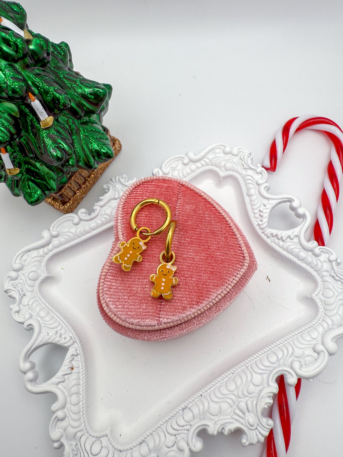 Gingerbread Huggie charm set