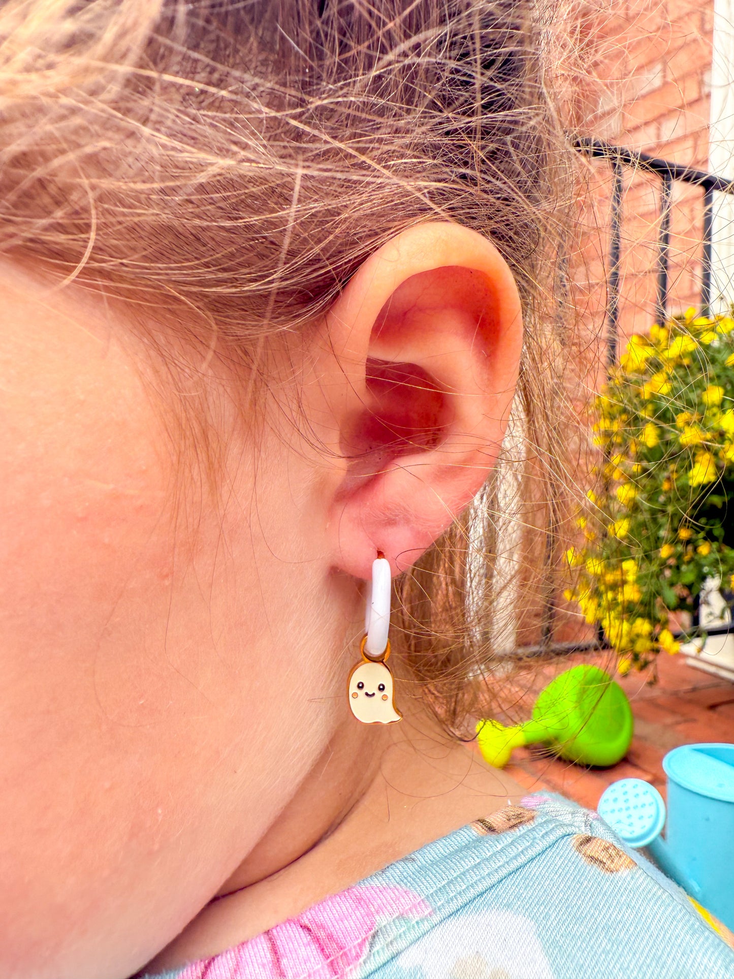 Ghost Huggie Charm Set